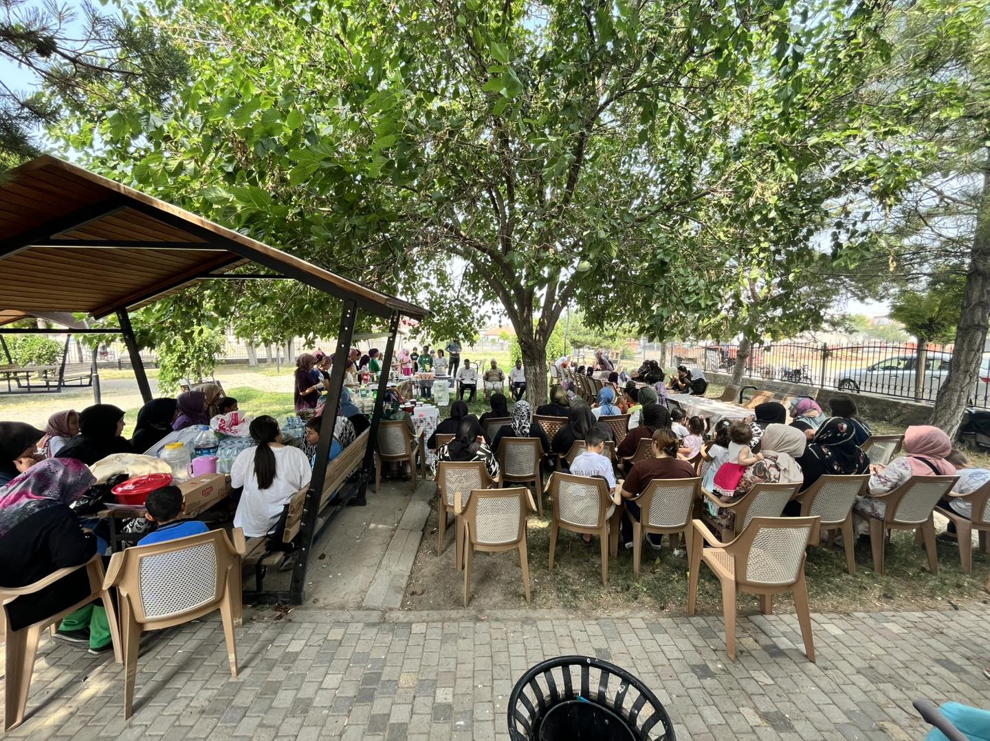 Gürçayır Kur’an Kursu Yararına Hayır Çarşısı Düzenlendi